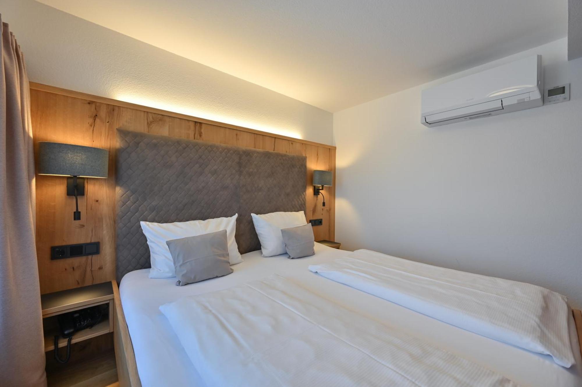 Hotel Weinbauer ชวานเกา ภายนอก รูปภาพ