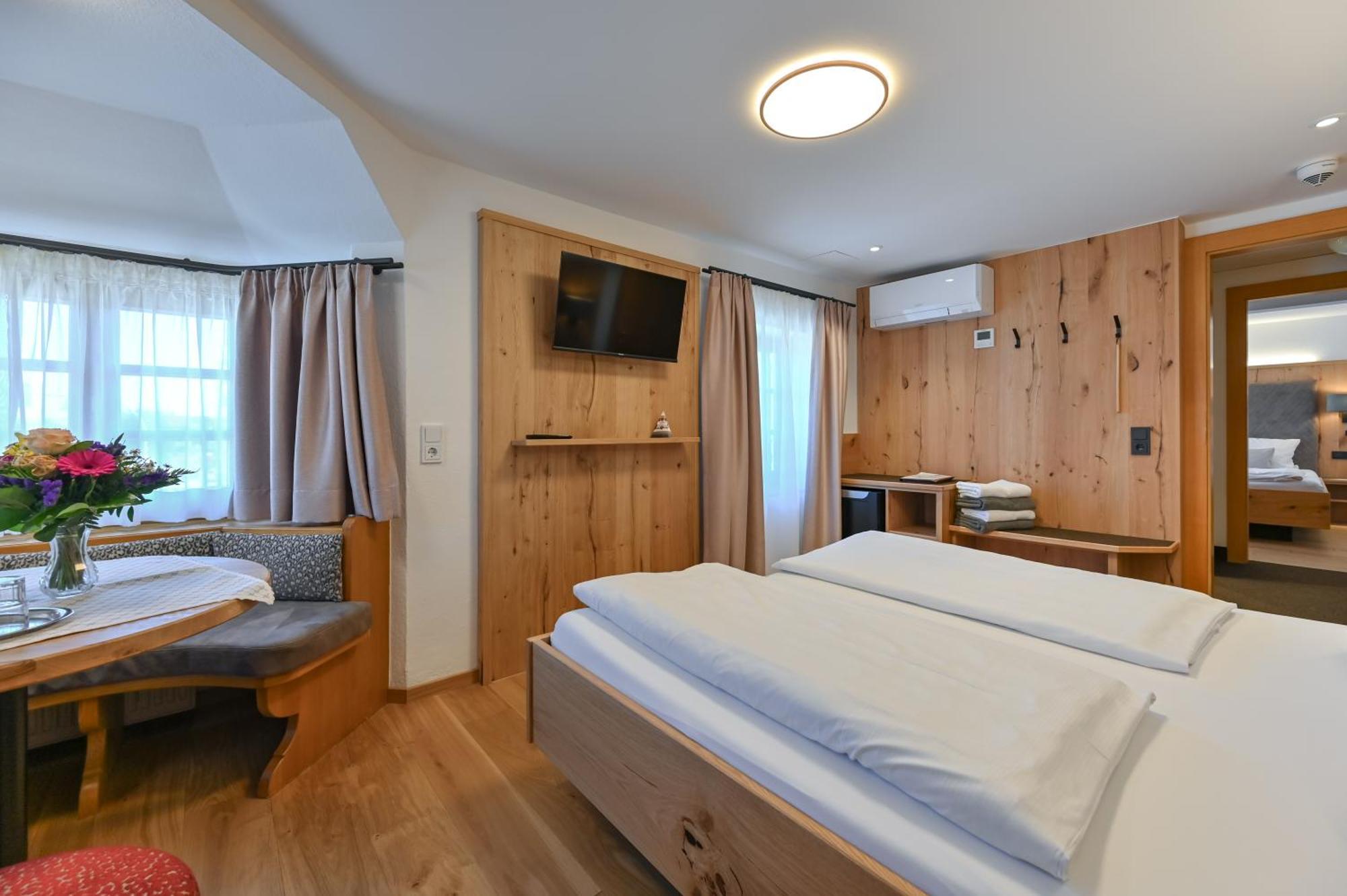 Hotel Weinbauer ชวานเกา ภายนอก รูปภาพ