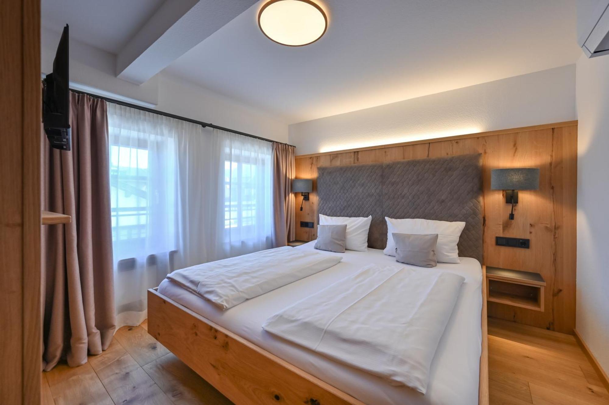Hotel Weinbauer ชวานเกา ภายนอก รูปภาพ