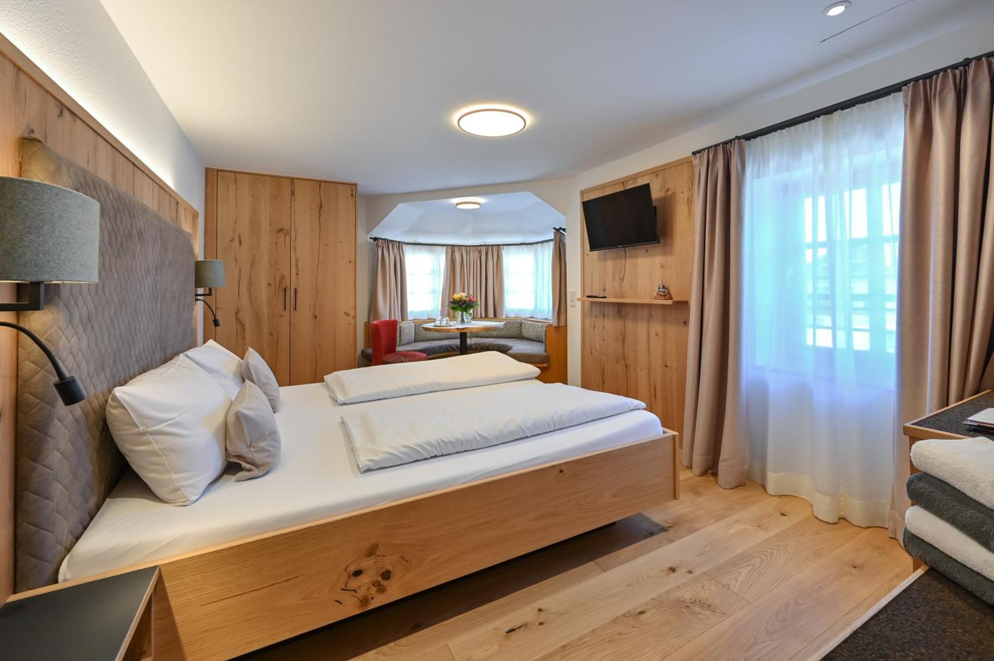 Hotel Weinbauer ชวานเกา ภายนอก รูปภาพ